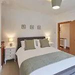 Host & - The Alby * Whitby